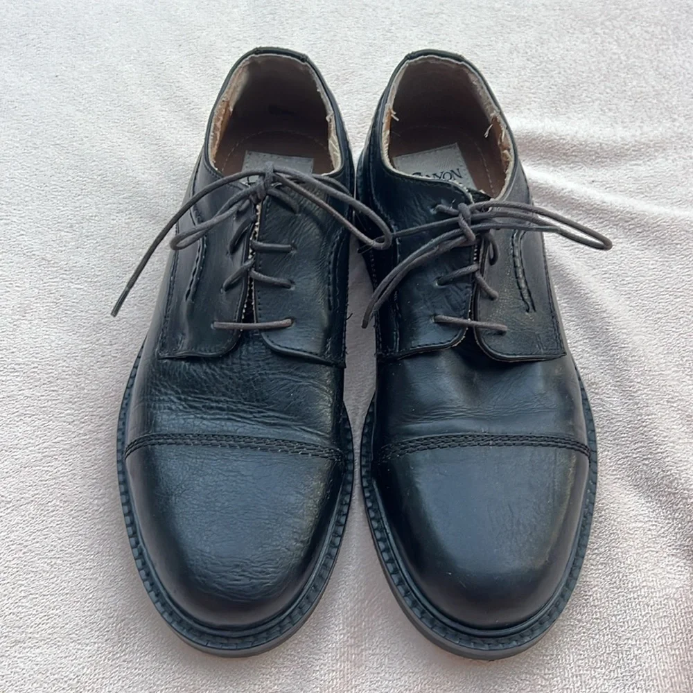 Vintage Canyon River Blues black chunky Oxford shoes (men 7.5 /women 8.5) Italy